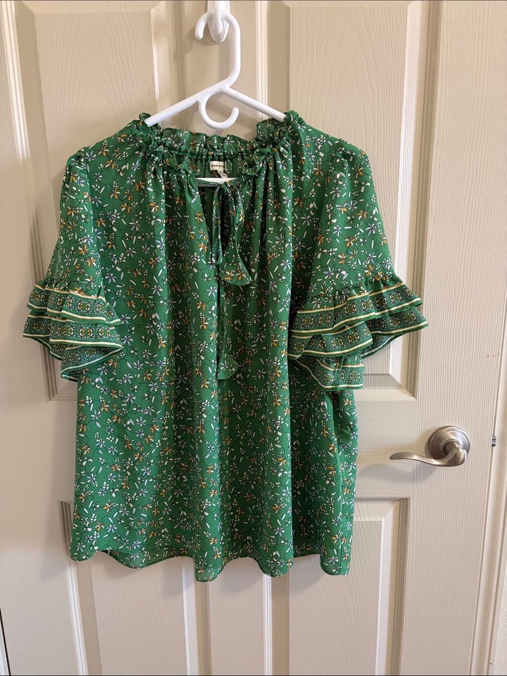 Max Studio Green Floral Tie-Detail Ruffle Sleeve Blouse